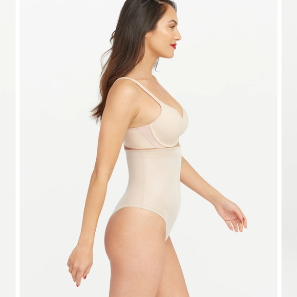 SPANX  High-Waisted Thong - Picture 7 of 10